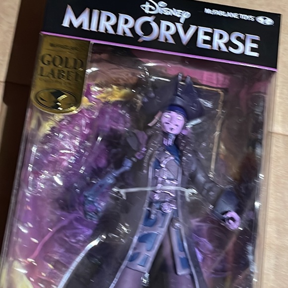 Jack Sparrow Figure - Picture 2 of 4